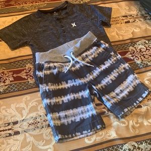 Bundle outfit brand NEW a shorts with Hurley T-shirt